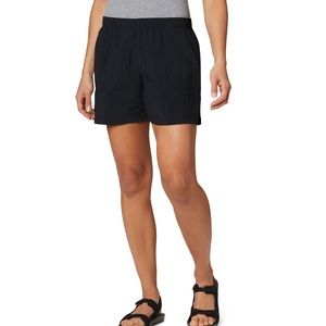 Columbia Women’s Sandy River Hiking Shorts